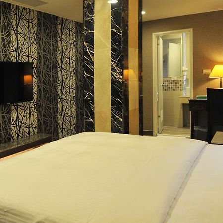 Maple Hotel Tainan Eksteriør billede