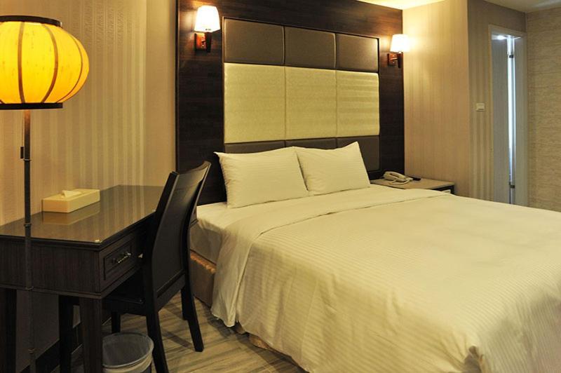 Maple Hotel Tainan Eksteriør billede