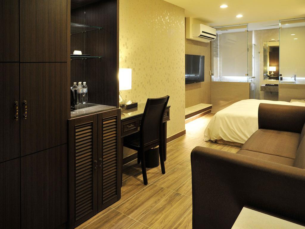 Maple Hotel Tainan Eksteriør billede