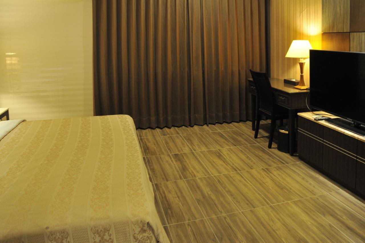 Maple Hotel Tainan Eksteriør billede