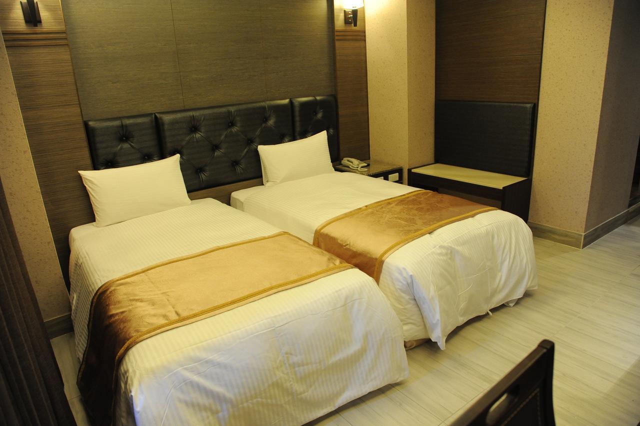 Maple Hotel Tainan Eksteriør billede
