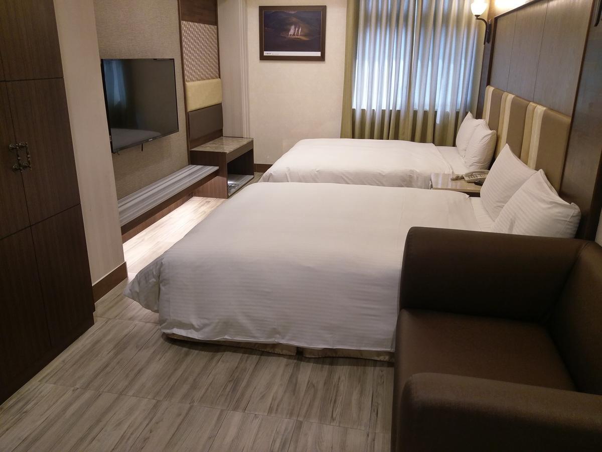 Maple Hotel Tainan Eksteriør billede