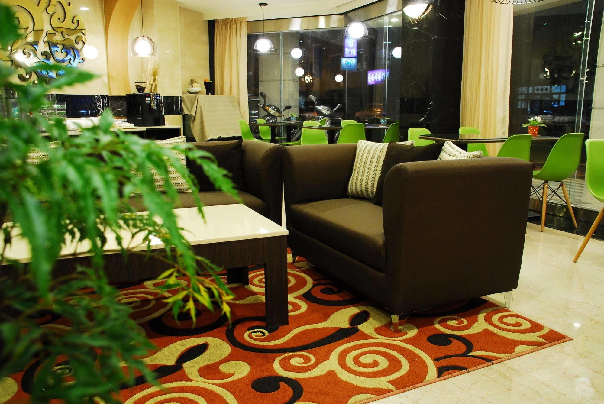 Maple Hotel Tainan Eksteriør billede