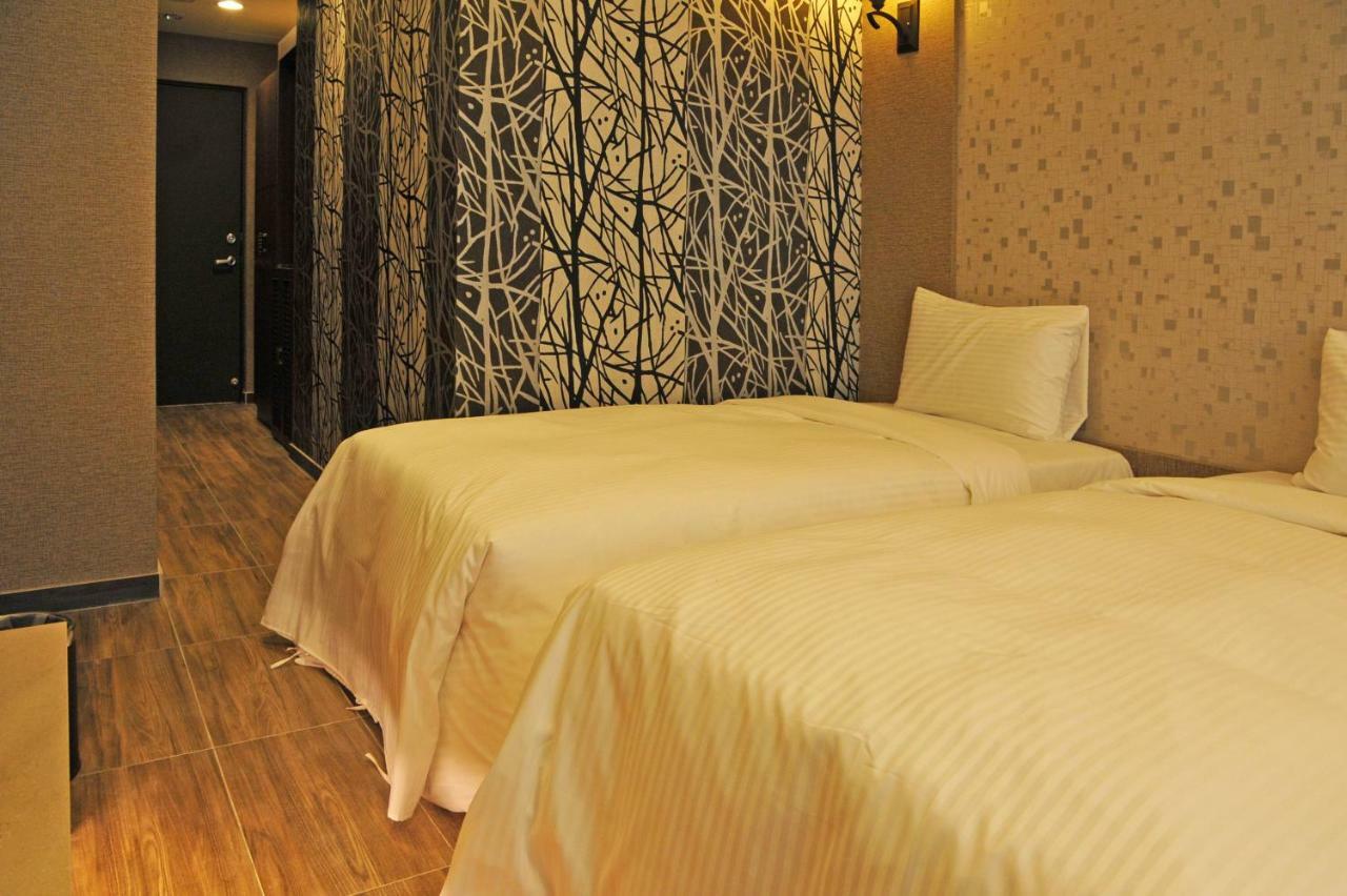 Maple Hotel Tainan Eksteriør billede