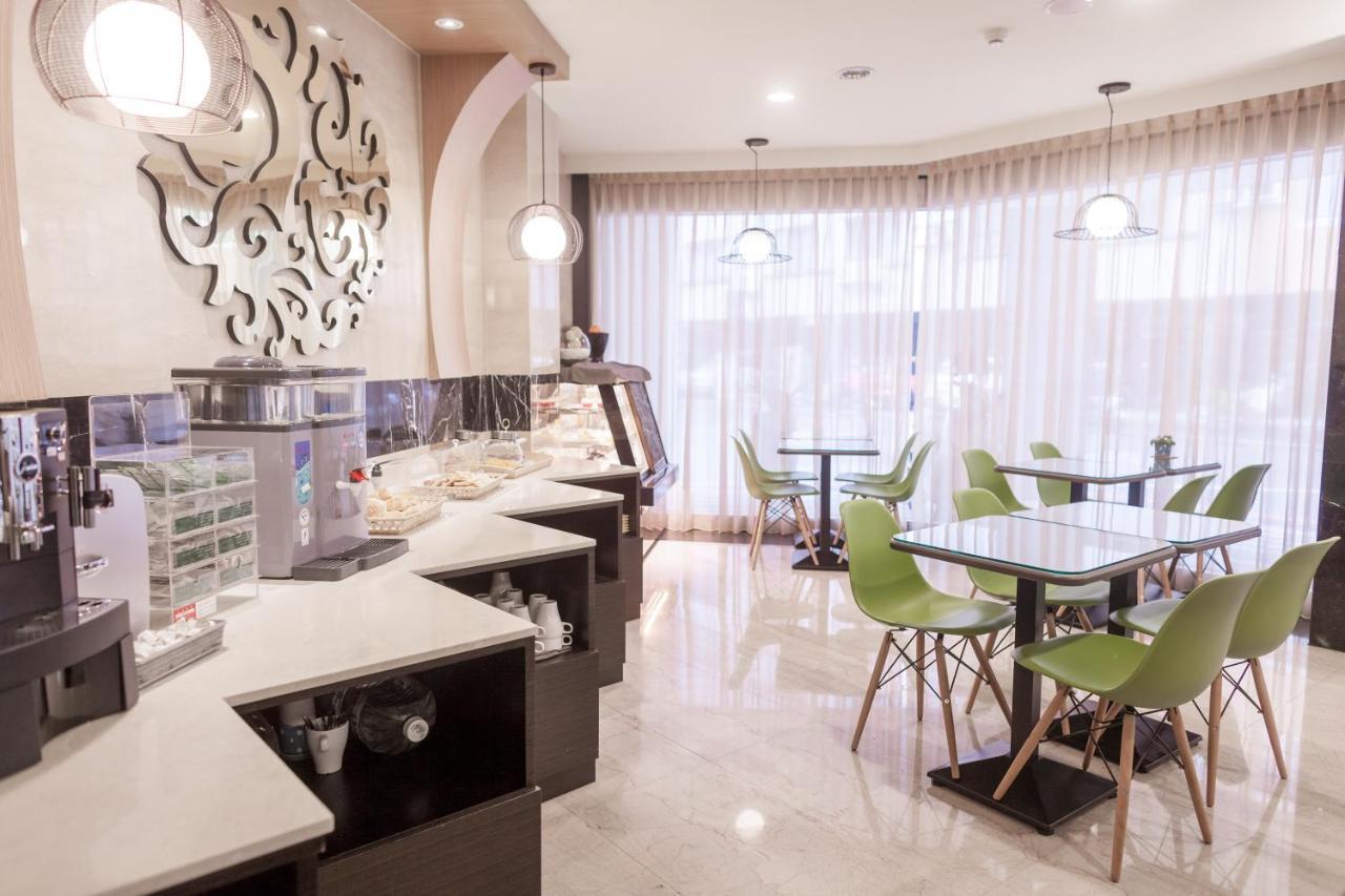 Maple Hotel Tainan Værelse billede
